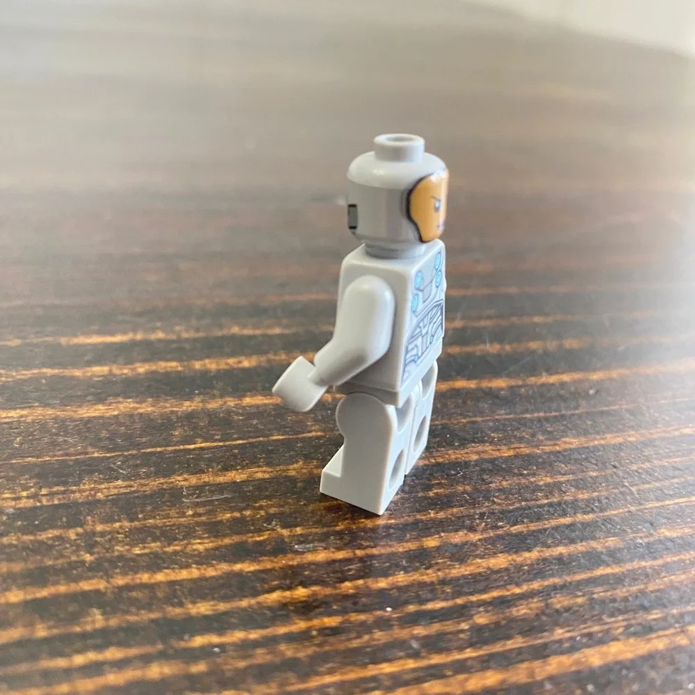 Lego Super Heroes Ant-Man and the Wasp Ghost Ava Starr Minifigure sh0518 No Hood